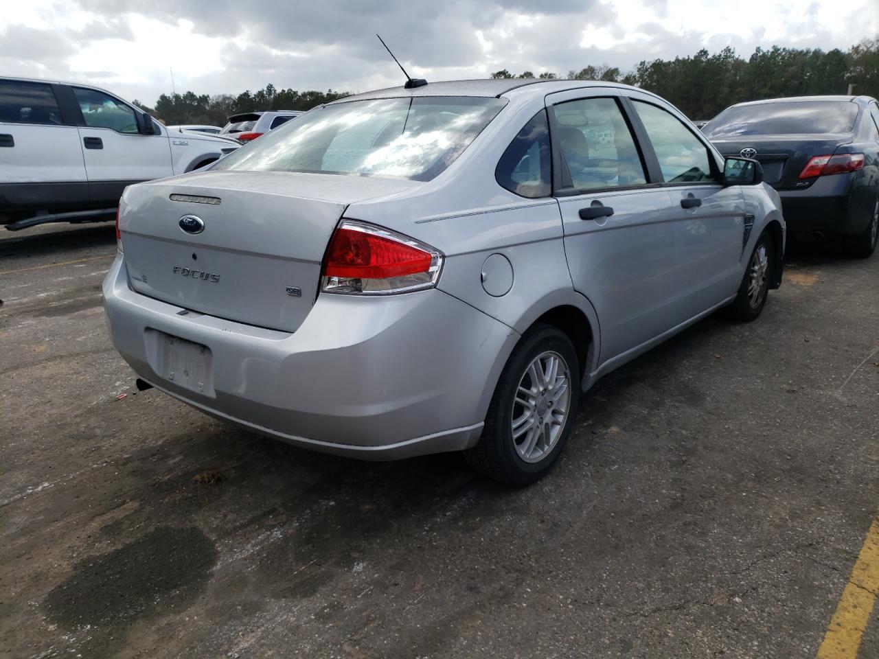 Photo 4 from auction – 2008 FORD FOCUS SE with VIN 1FAHP35N28W277977