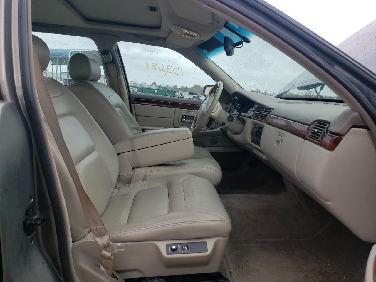 Photo 5 from auction – 1998 CADILLAC DEVILLE with VIN 1G6KD54Y8WU755962