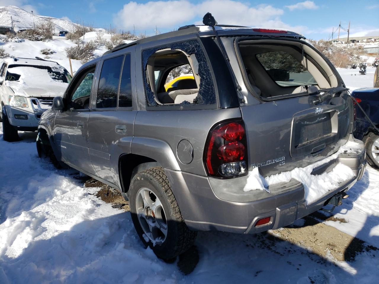 Photo 3 from auction – 2007 CHEVROLET TRAILBLAZE with VIN 1GNDT13S372230729