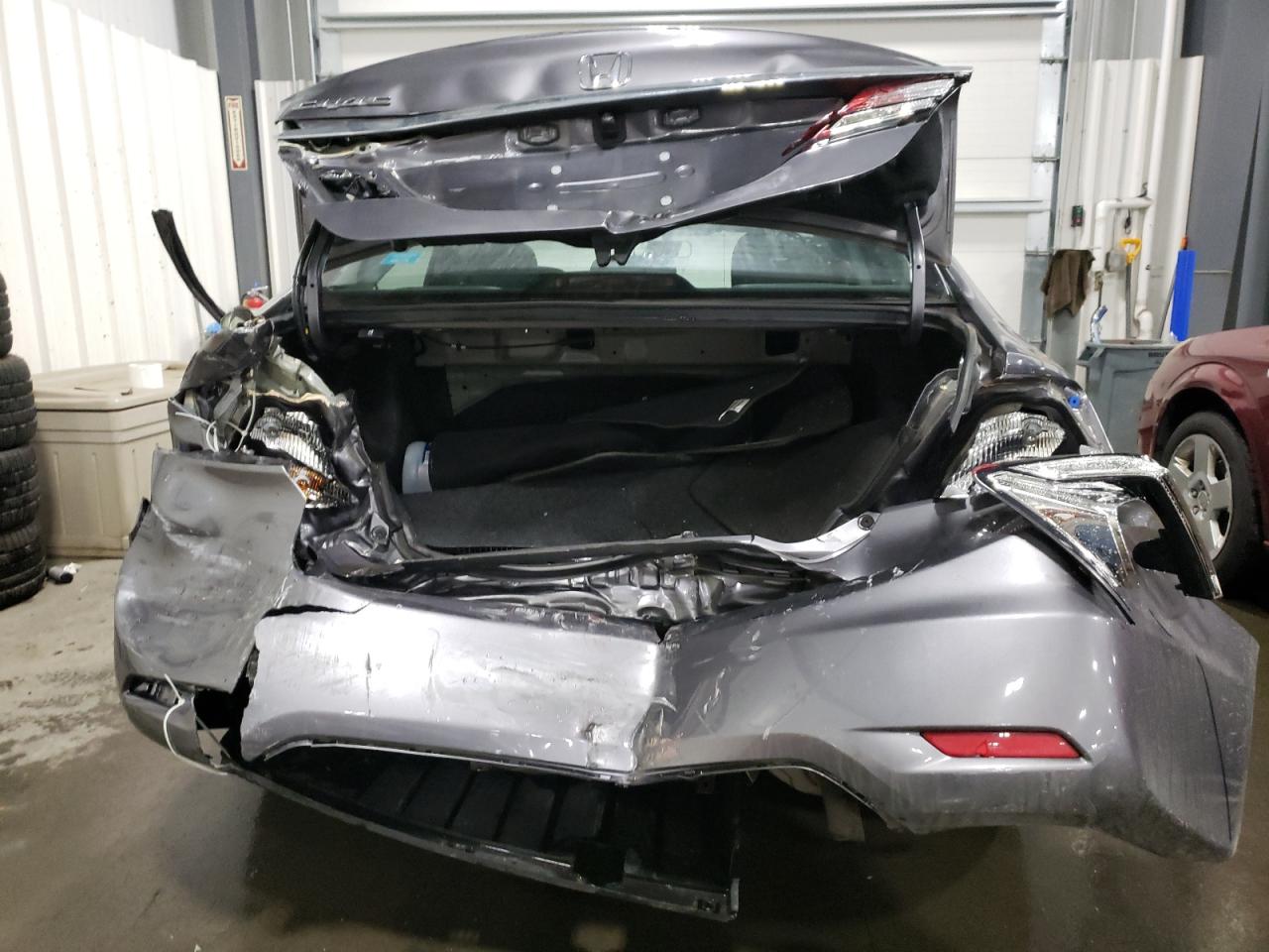 Photo 9 from auction – 2015 HONDA CIVIC LX with VIN 19XFB2F59FE072589