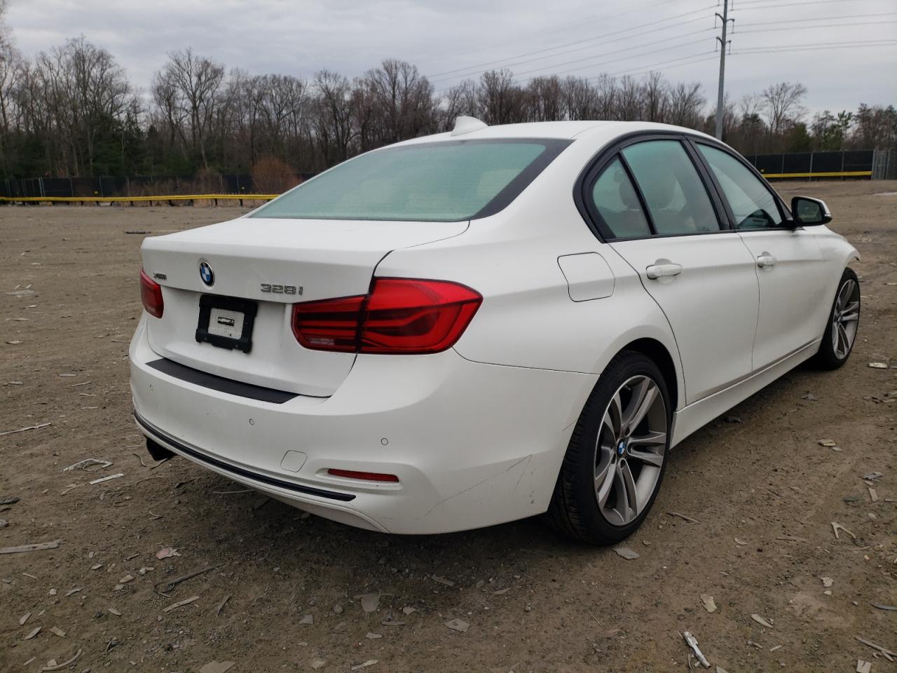 Photo 4 from auction – 2016 BMW 328 XI SUL with VIN WBA8E3G56GNU01019