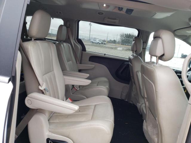 Photo 6 from auction – 2015 CHRYSLER TOWN & COU with VIN 2C4RC1CG1FR539299