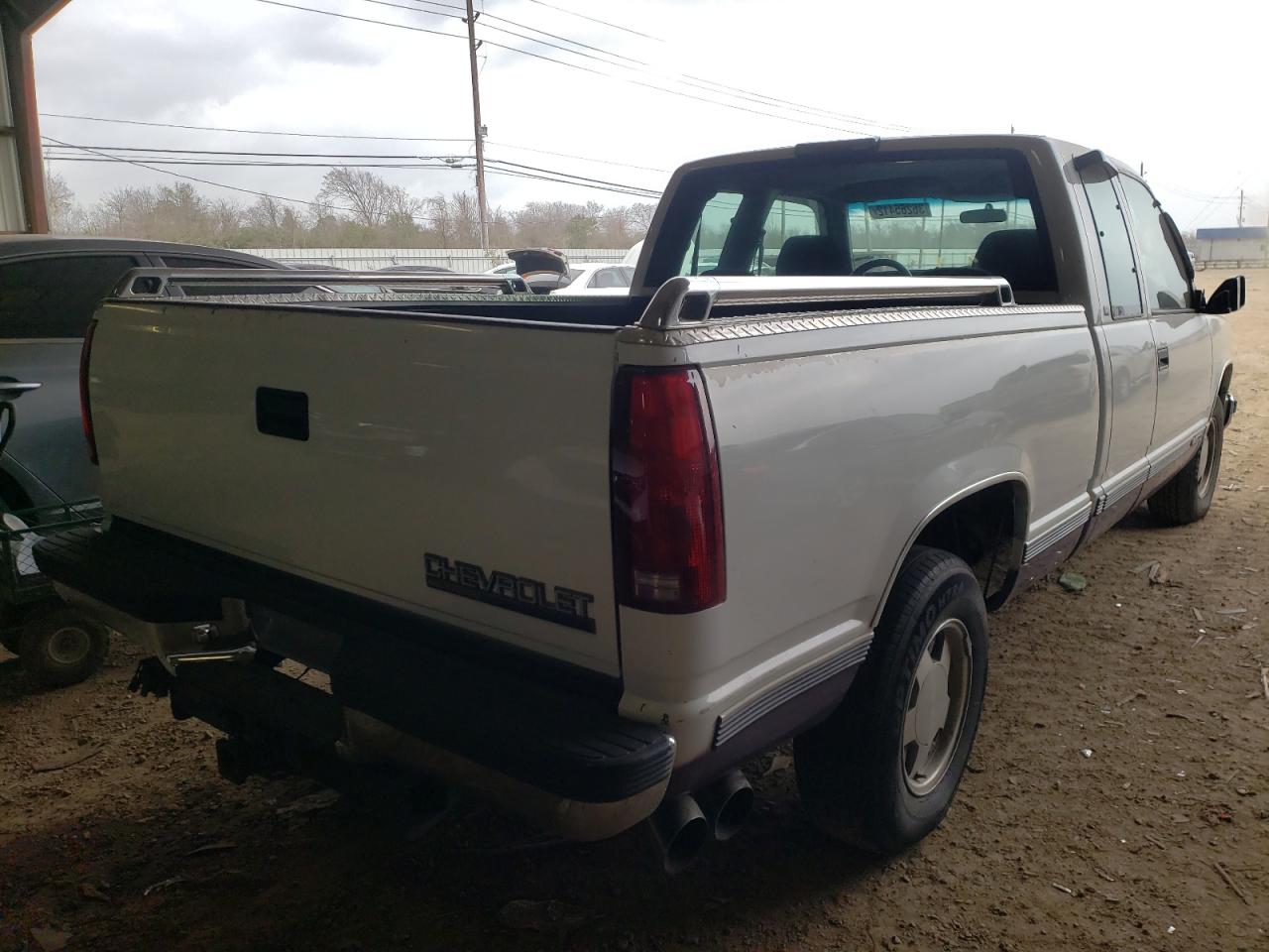 Photo 4 from auction – 1998 CHEVROLET GMT-400 C1 with VIN 2GCEC19M8W1278330