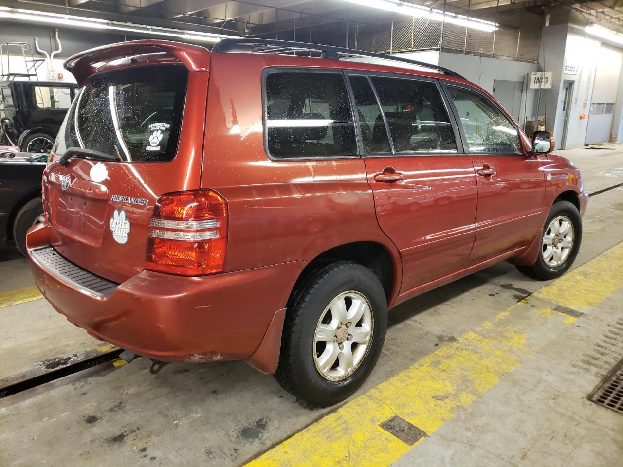 Photo 4 from auction – 2003 TOYOTA HIGHLANDER with VIN JTEGF21A430083125
