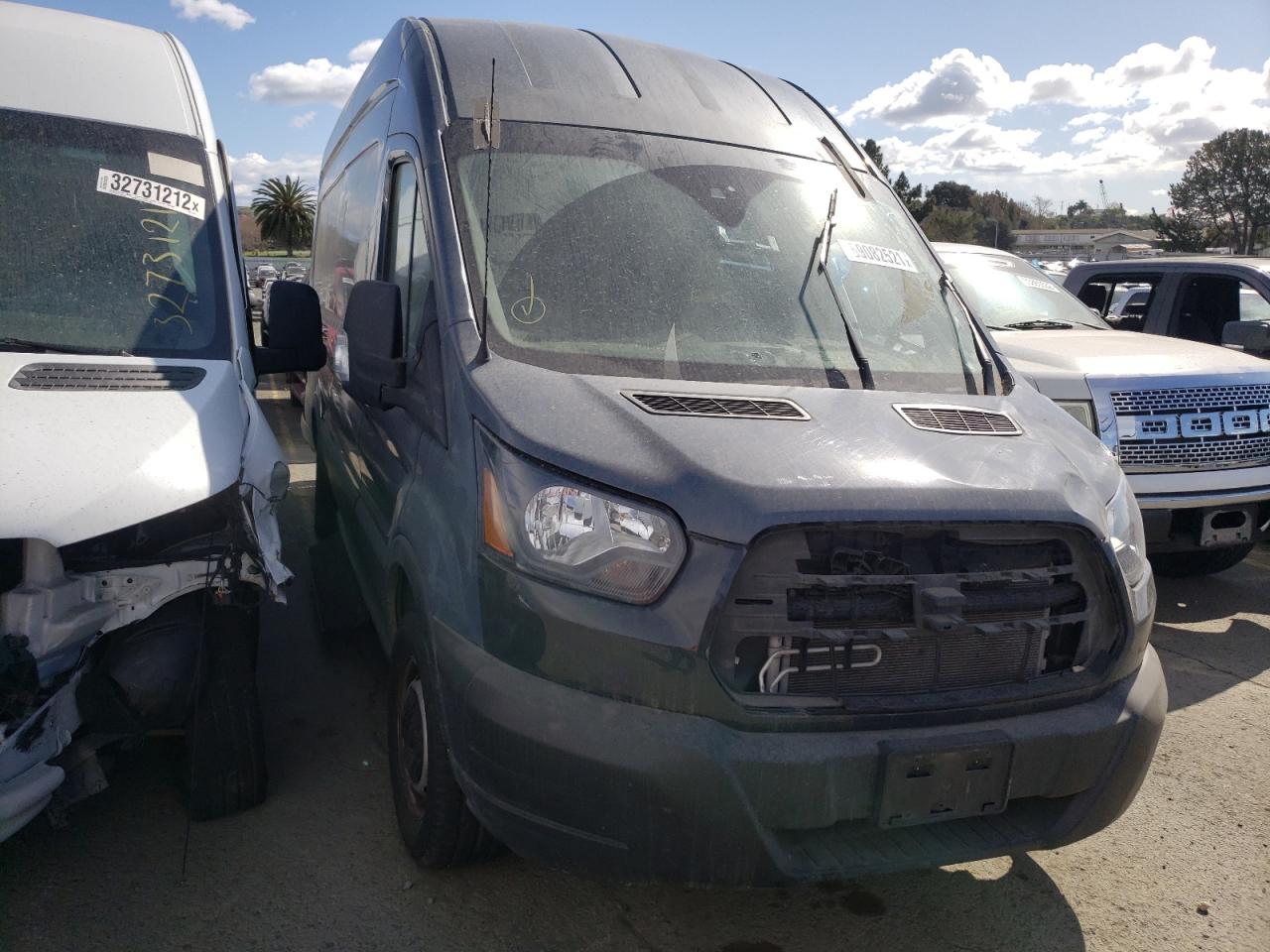 FORD TRANSIT T- 2019 with VIN 1FTYR3XM0KKB90229 - Photo from auction