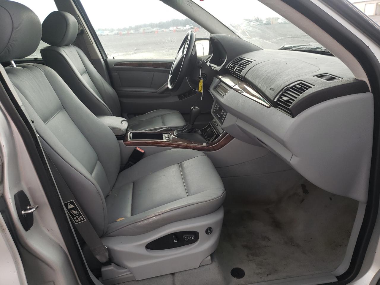 Photo 5 from auction – 2005 BMW X5 with VIN 5UXFA13525LY00906