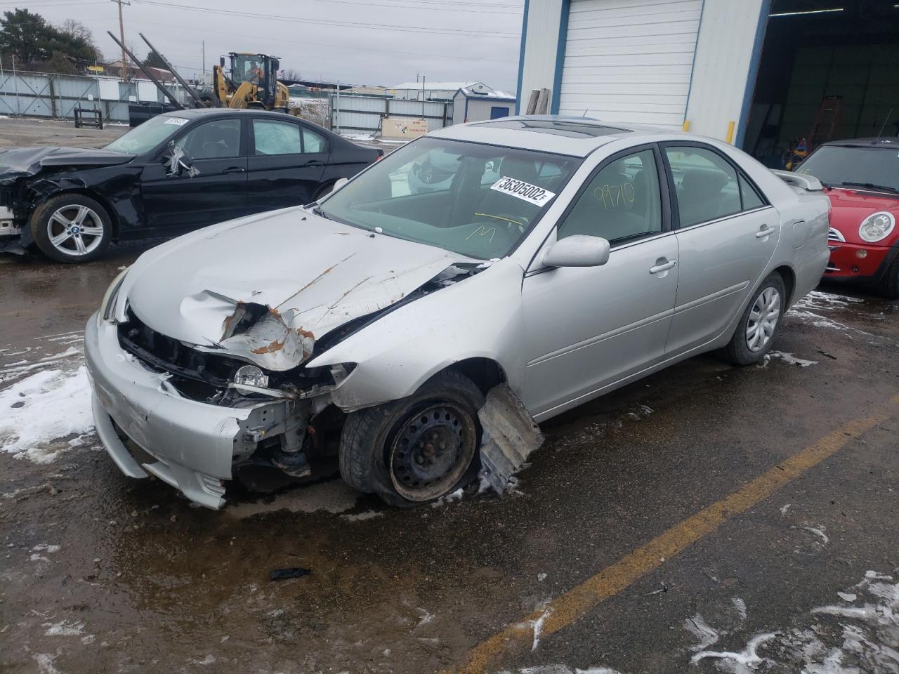 Photo 2 from auction – 2005 TOYOTA CAMRY LE with VIN 4T1BE32K05U956178