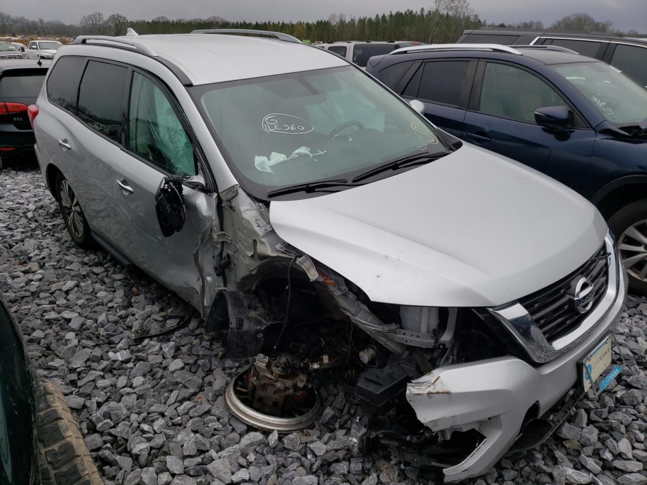 NISSAN PATHFINDER 2020 with VIN 5N1DR2CM2LC576849 - Photo from auction