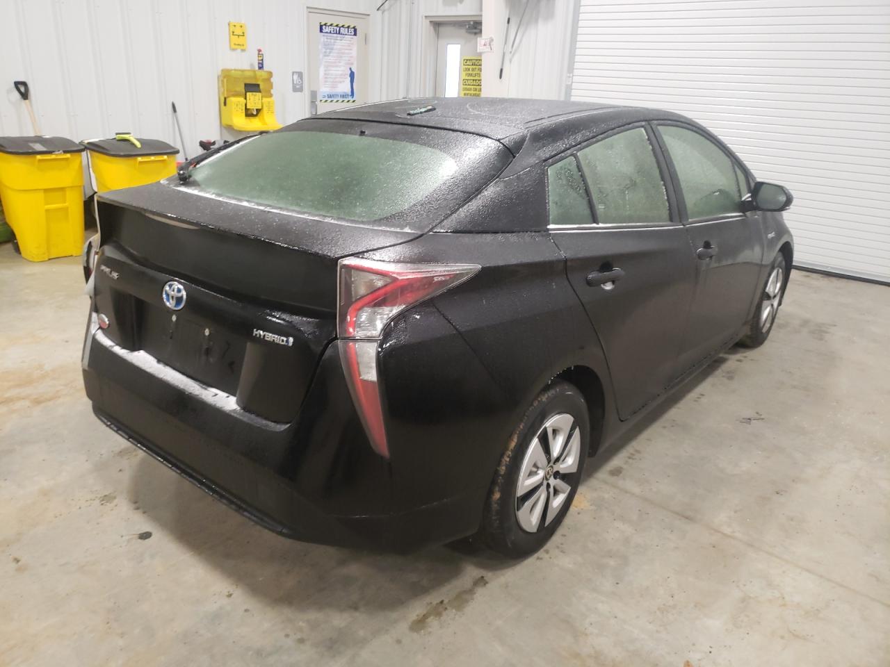 Photo 4 from auction – 2016 TOYOTA PRIUS with VIN JTDKARFU9G3513860
