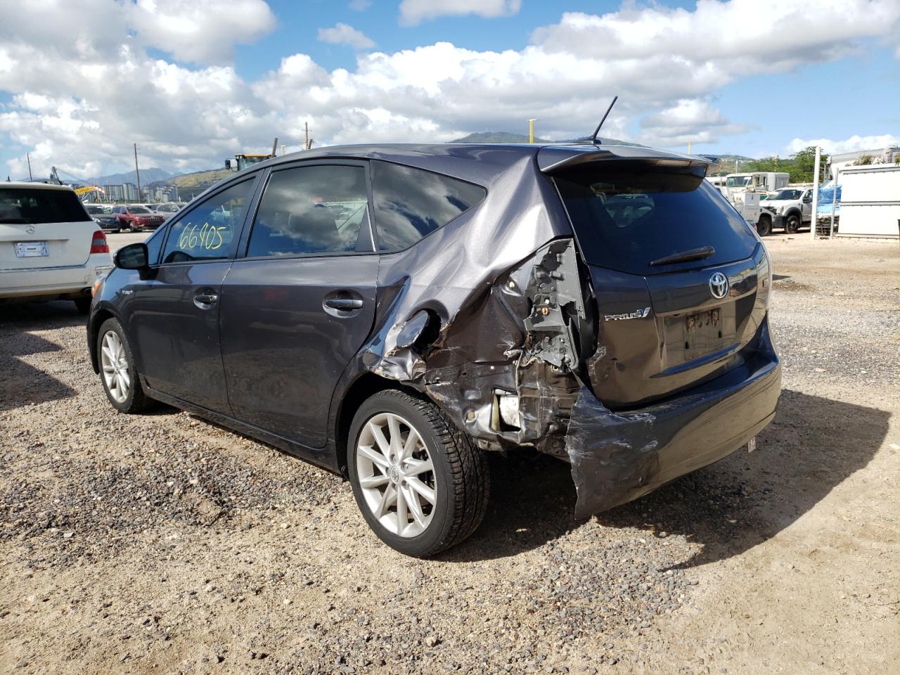Photo 3 from auction – 2014 TOYOTA PRIUS V with VIN JTDZN3EU9EJ003602