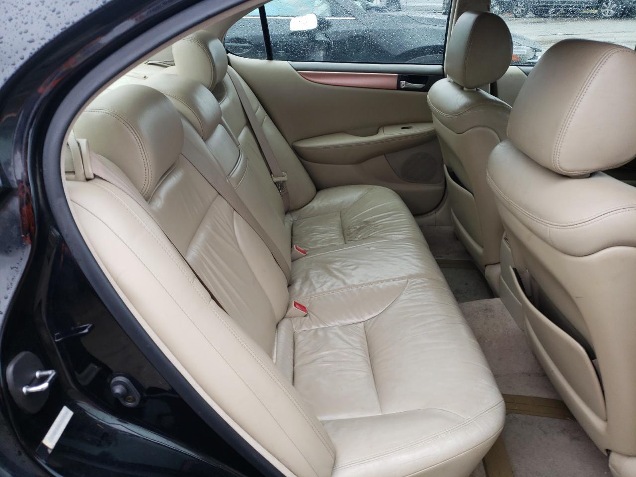 Photo 6 from auction – 2002 LEXUS ES 300 with VIN JTHBF30G125035348