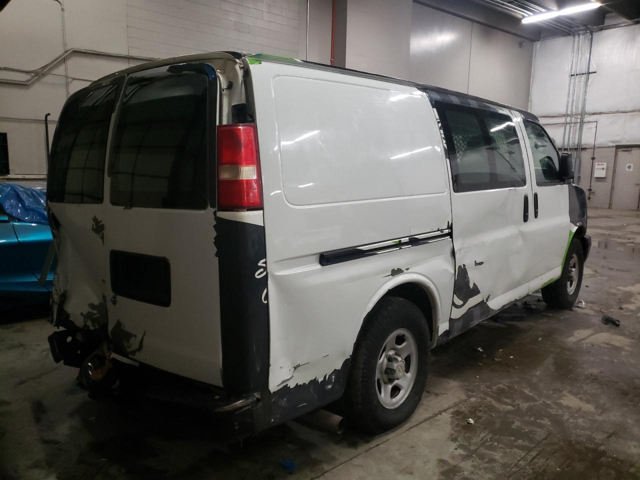 Photo 4 from auction – 2007 CHEVROLET EXPRESS G1 with VIN 1GCFH15Z671217265