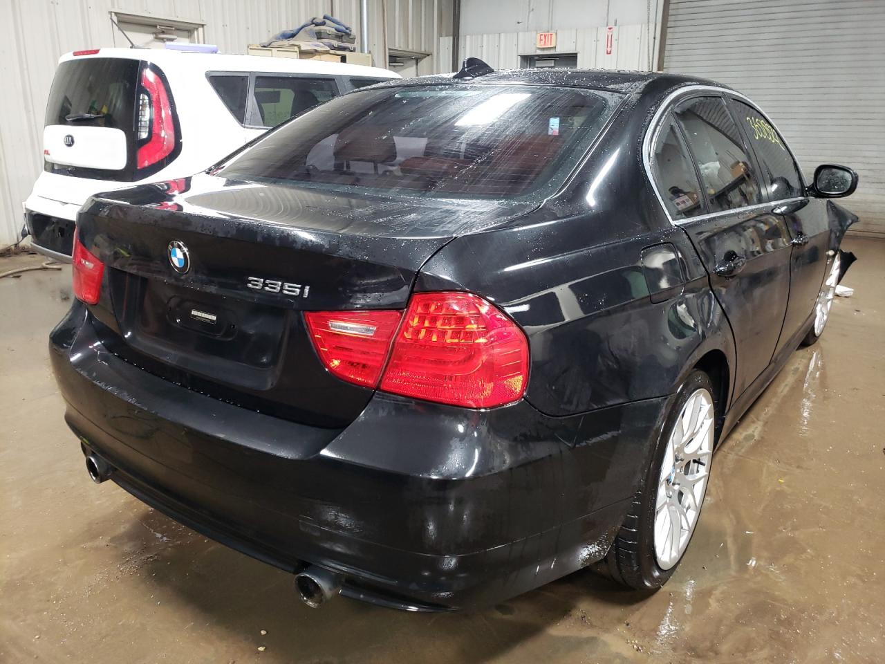 Photo 4 from auction – 2011 BMW 335 XI with VIN WBAPL5G52BNN23236