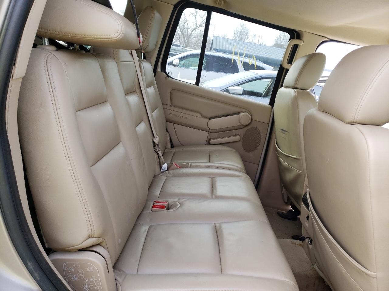Photo 6 from auction – 2006 FORD EXPLORER X with VIN 1FMEU73E96UA12378