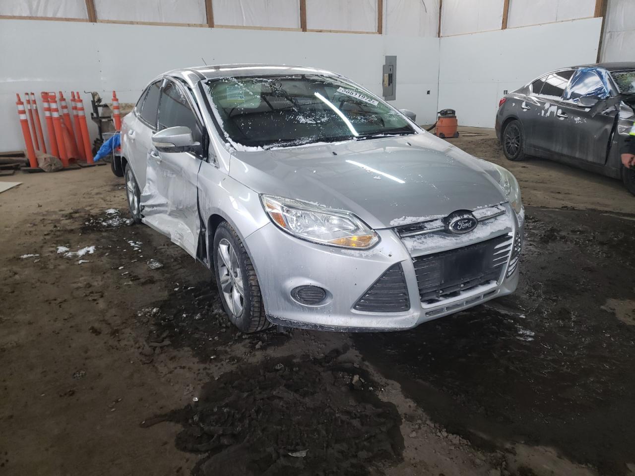 FORD FOCUS SE 2014 with VIN 1FADP3F2XEL277063 - Photo from auction