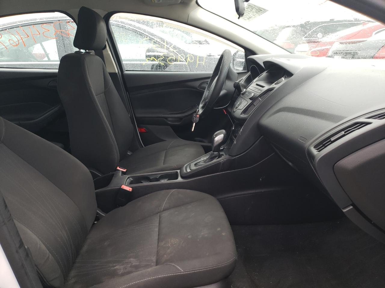 Photo 5 from auction – 2015 FORD FOCUS S with VIN 1FADP3E24FL253179