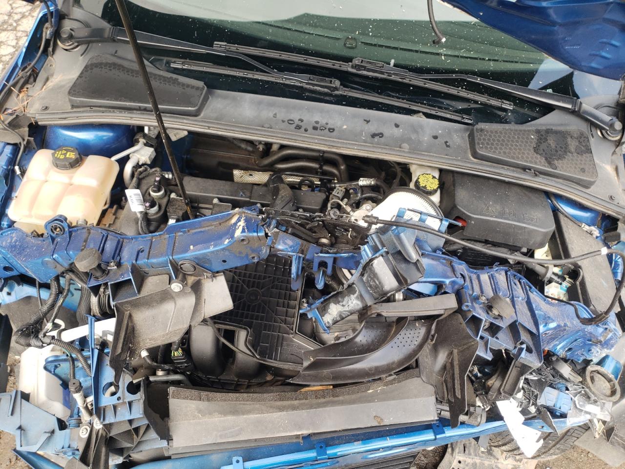 Photo 7 from auction – 2018 FORD FOCUS SE with VIN 1FADP3F26JL299104