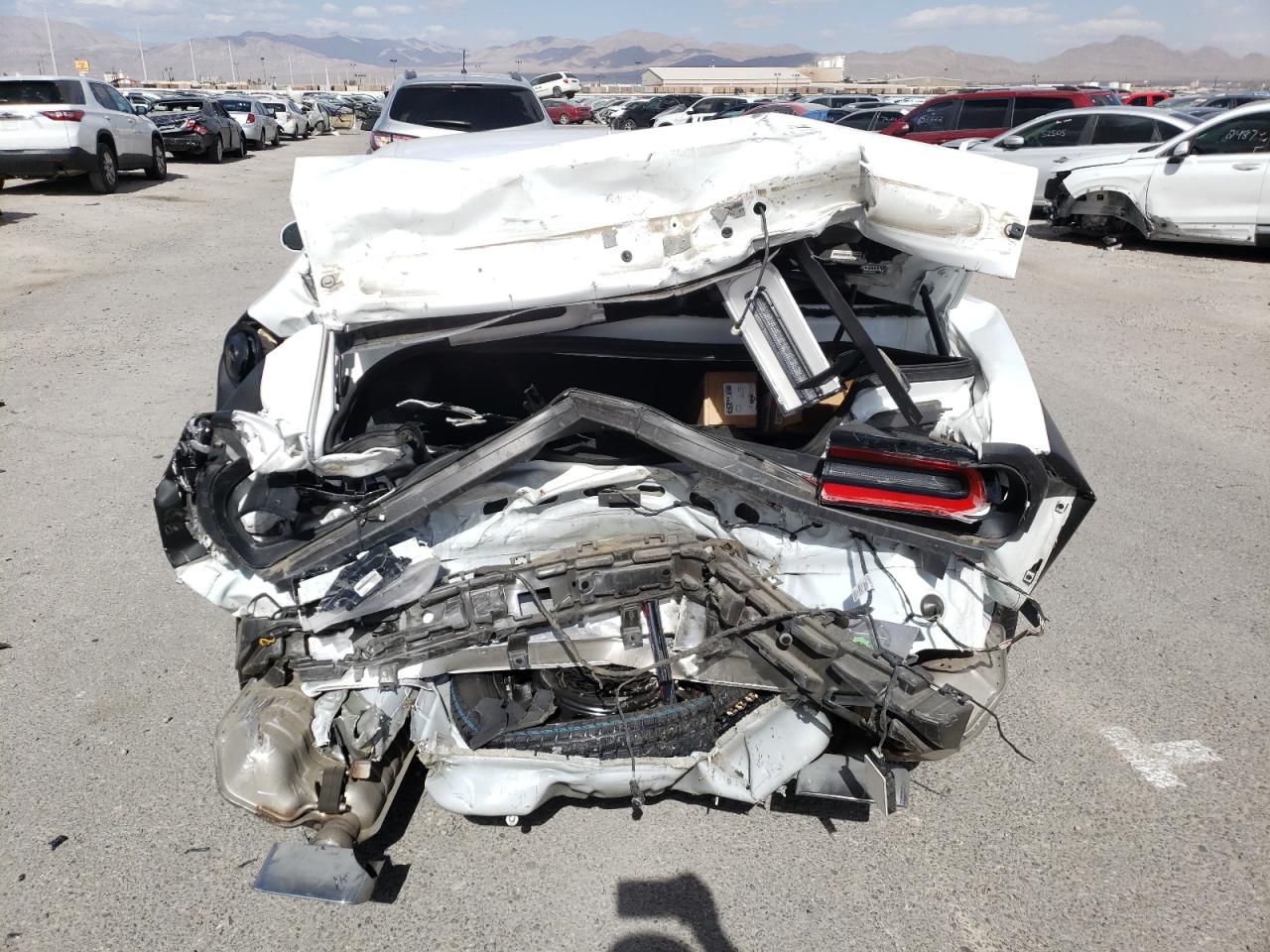 Photo 9 from auction – 2016 DODGE CHALLENGER with VIN 2C3CDZBT7GH337658