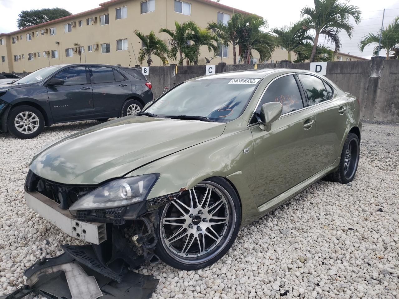 Photo 2 from auction – 2006 LEXUS IS 350 with VIN JTHBE262X65001391