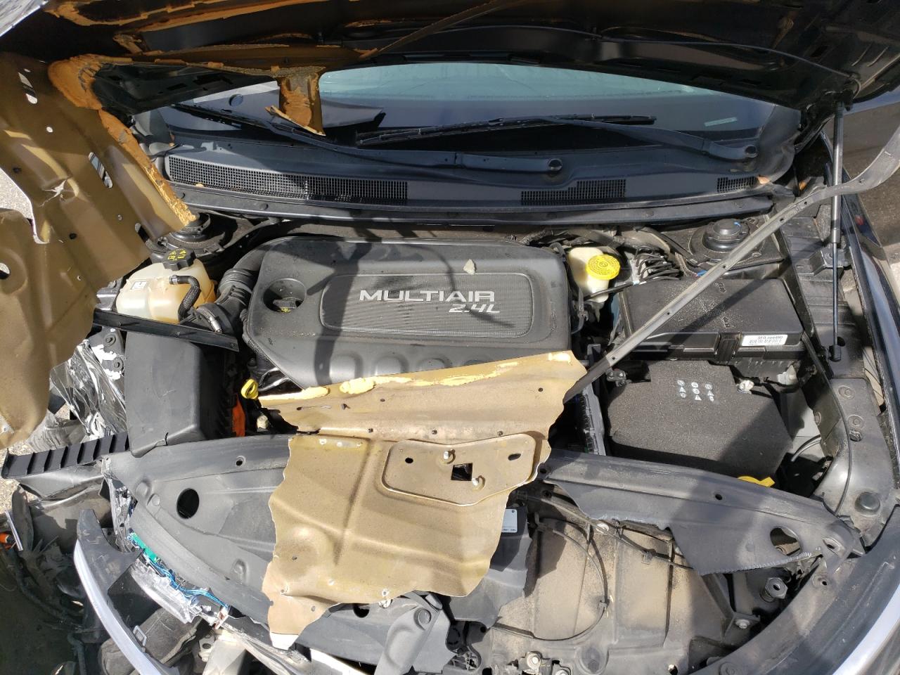 Photo 7 from auction – 2015 CHRYSLER 200 LIMITE with VIN 1C3CCCAB5FN502699