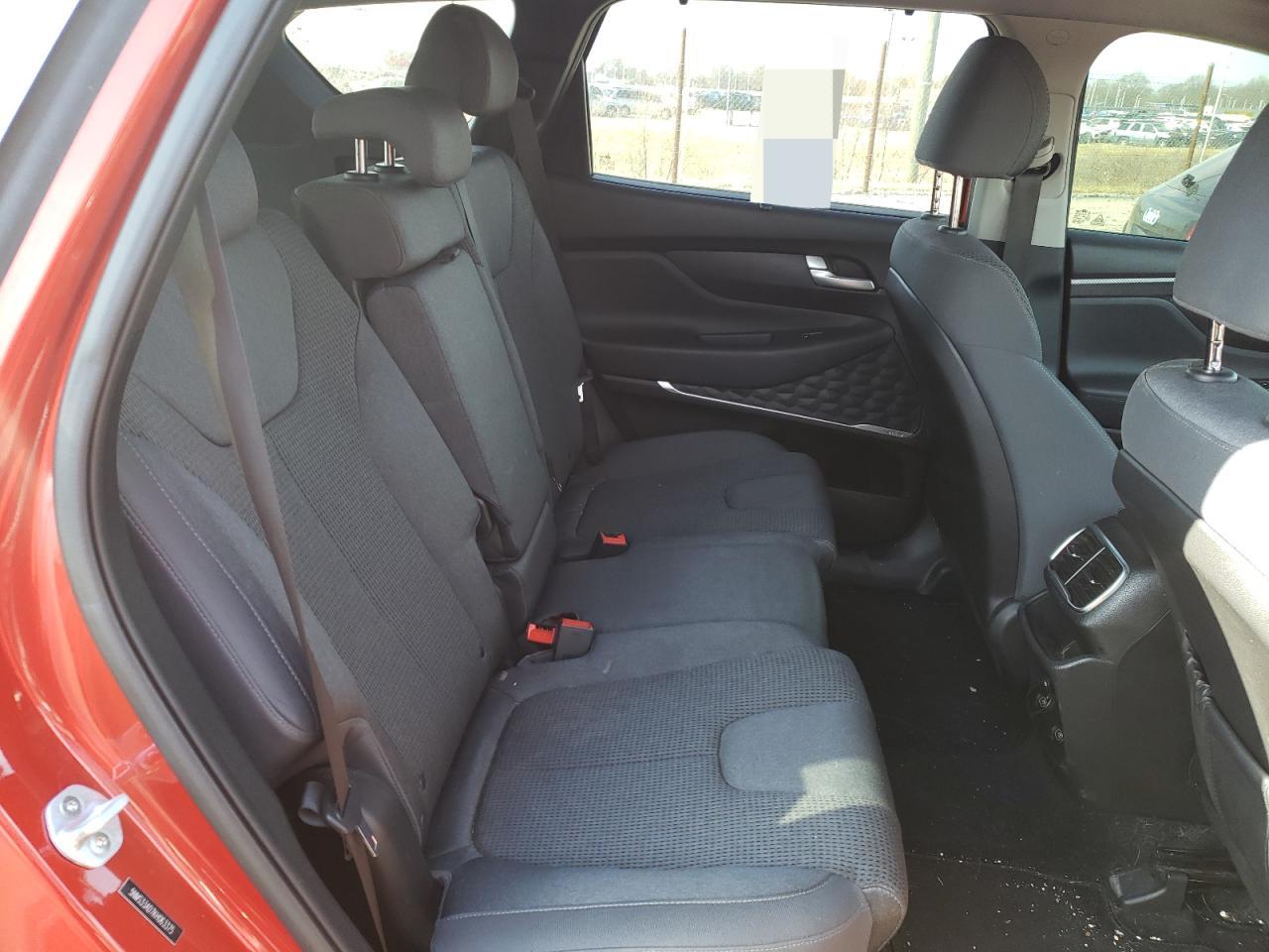 Photo 6 from auction – 2019 HYUNDAI SANTA FE S with VIN 5NMS33AD7KH063375