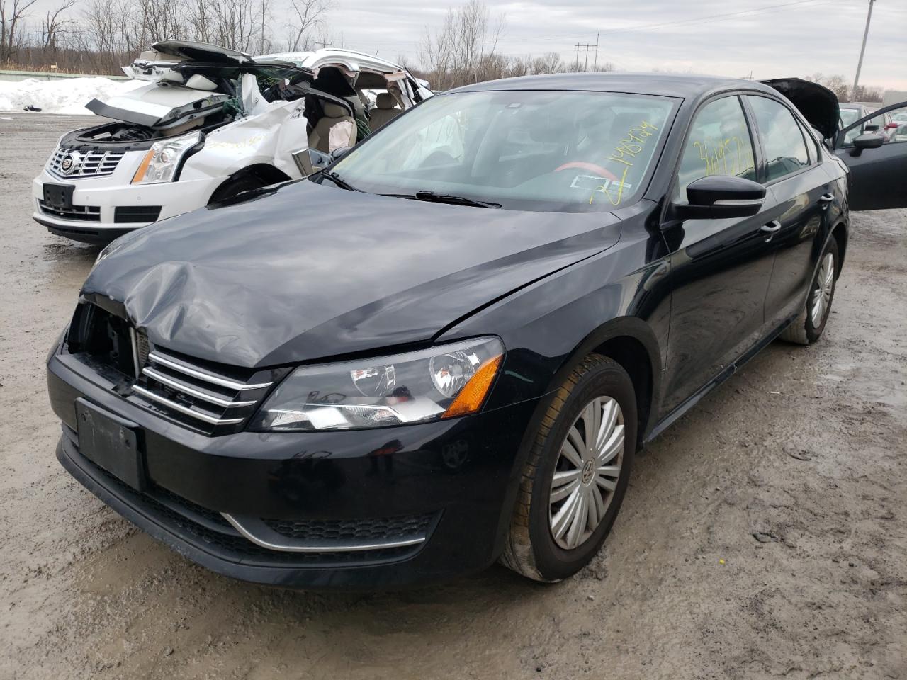 Photo 2 from auction – 2014 VOLKSWAGEN PASSAT S with VIN 1VWAT7A37EC081269