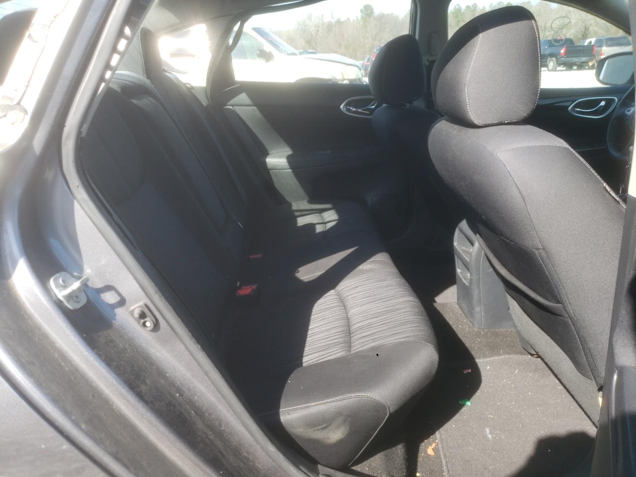 Photo 6 from auction – 2017 NISSAN SENTRA S with VIN 3N1AB7AP9HL672014