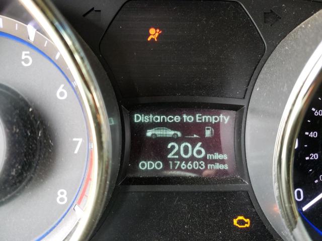 Photo 8 from auction – 2012 HYUNDAI SONATA SE with VIN 5NPEC4AC2CH312471