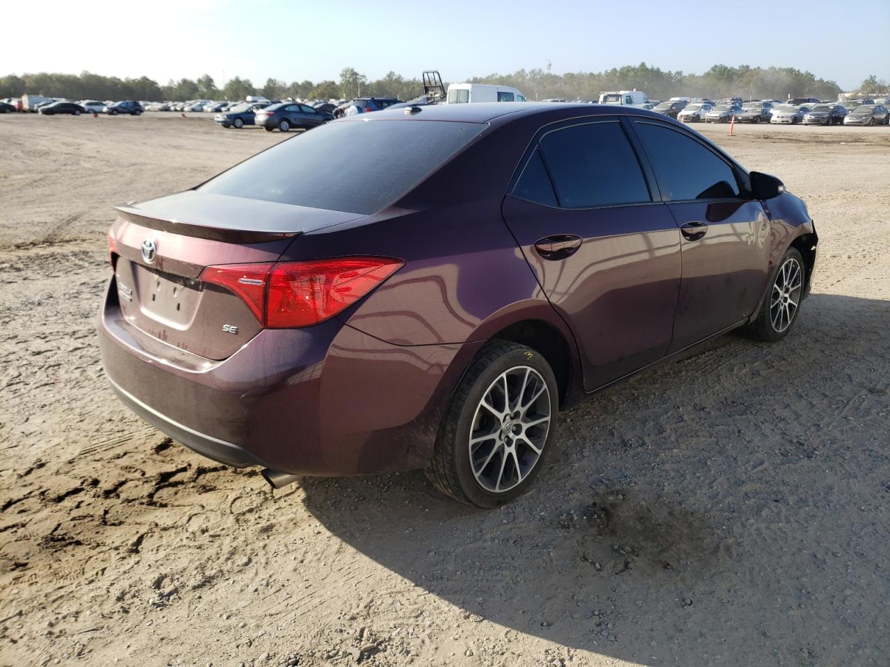 Photo 4 from auction – 2017 TOYOTA COROLLA L with VIN 5YFBURHE5HP586567