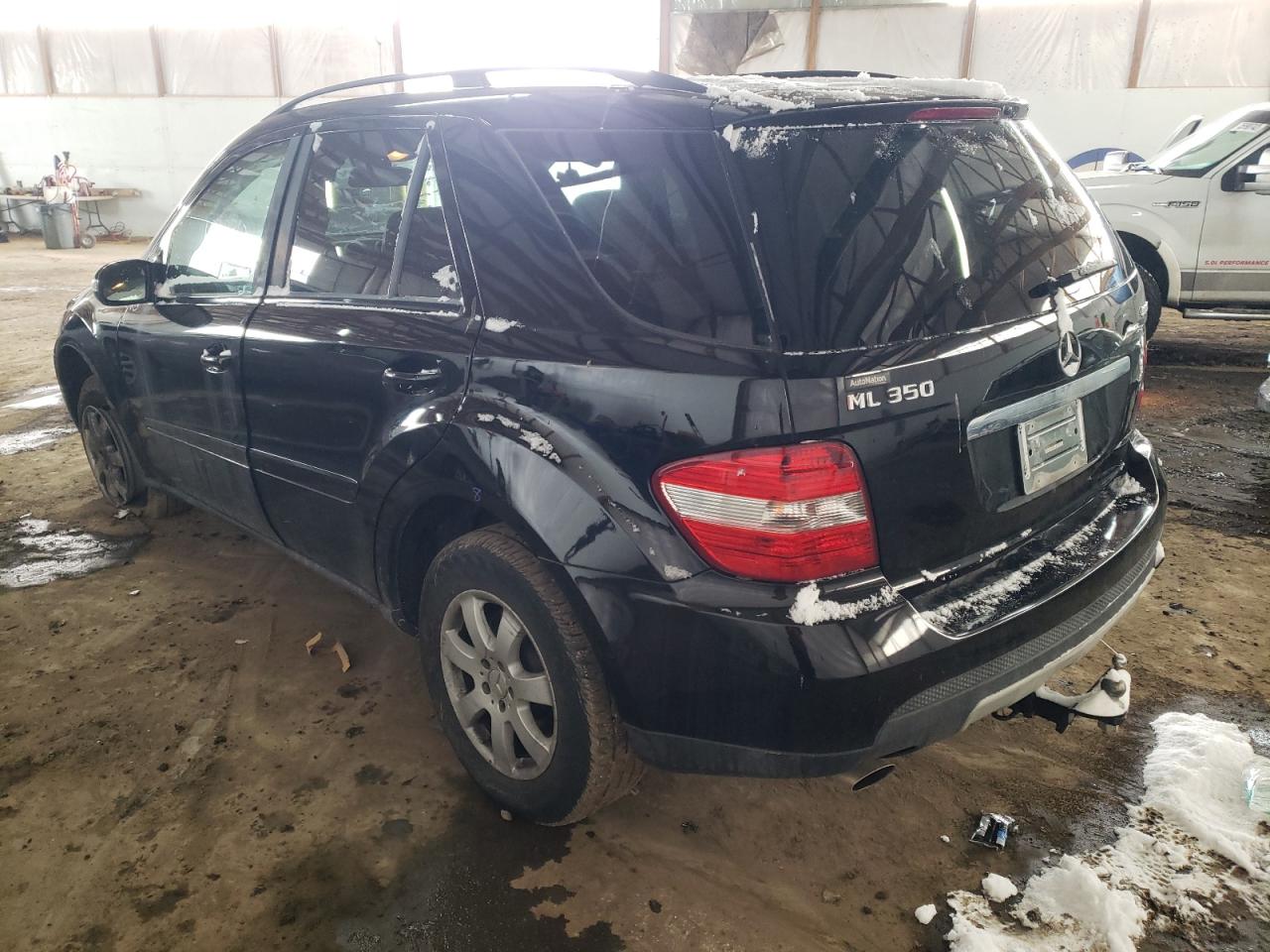 Photo 3 from auction – 2007 MERCEDES-BENZ ML 350 with VIN 4JGBB86E57A209674