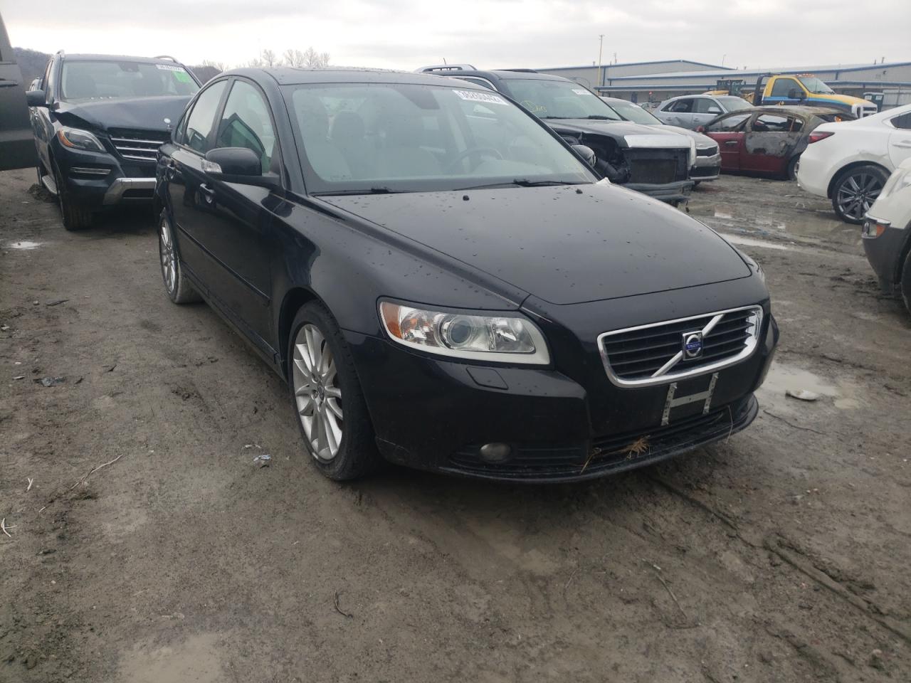 VOLVO S40 2.4I 2009 with VIN YV1MS382892447772 - Photo from auction
