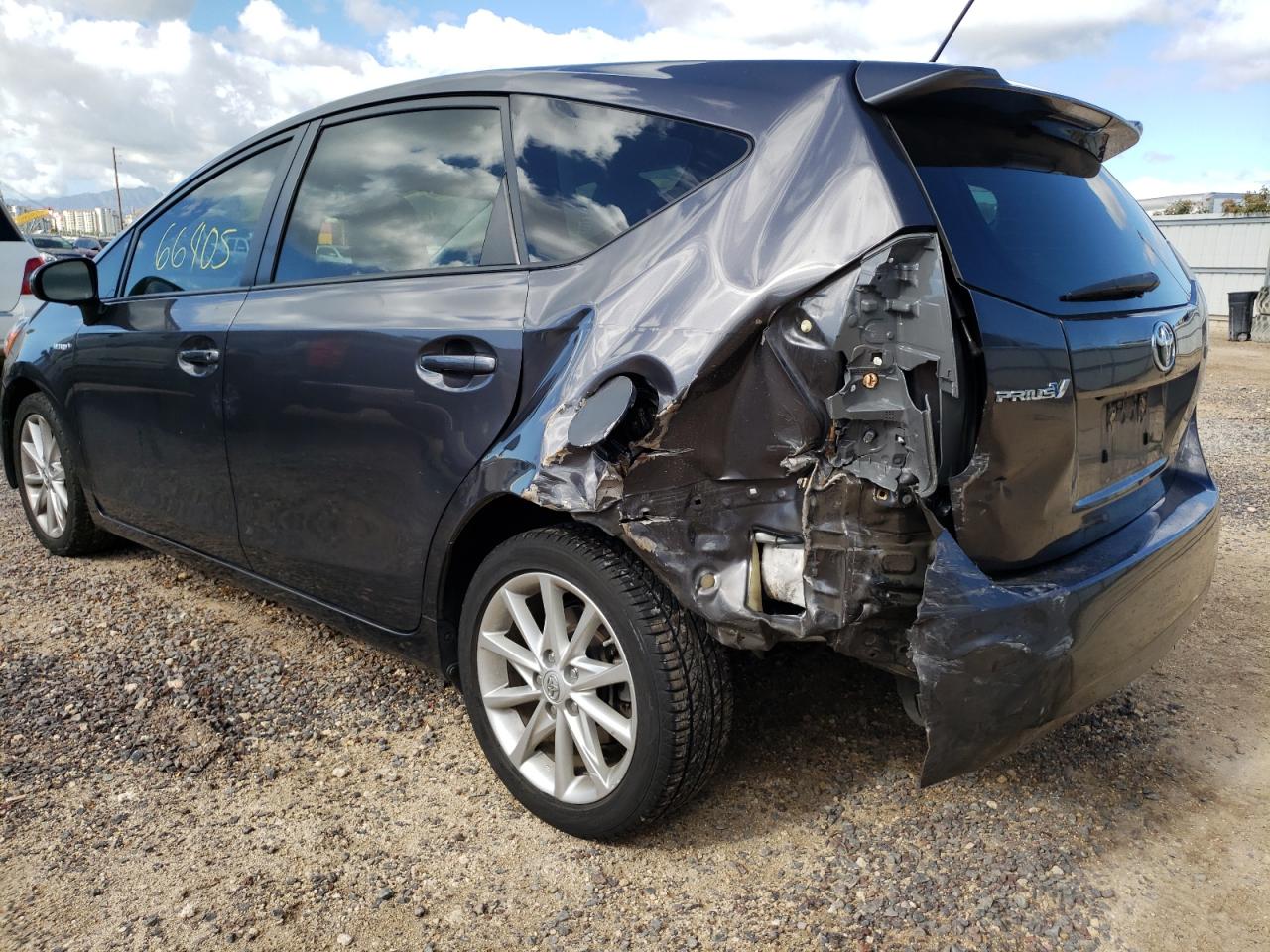 Photo 9 from auction – 2014 TOYOTA PRIUS V with VIN JTDZN3EU9EJ003602