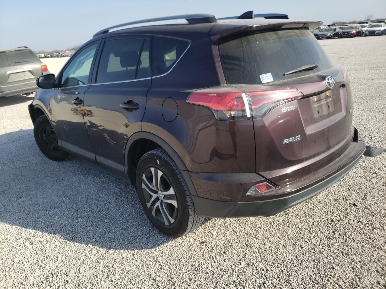Photo 3 from auction – 2017 TOYOTA RAV4 LE with VIN 2T3ZFREV6HW341697