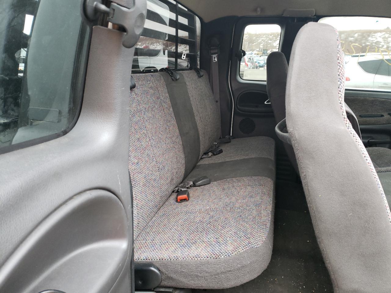 Photo 6 from auction – 2001 DODGE RAM 2500 with VIN 3B7KC23691G817959