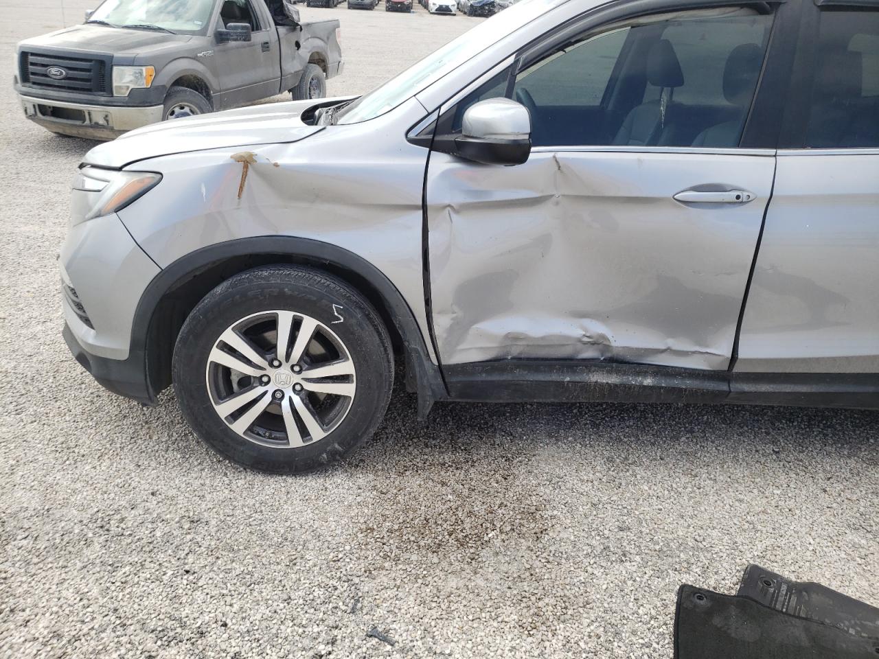 Photo 9 from auction – 2016 HONDA PILOT EXLN with VIN 5FNYF5H76GB050624