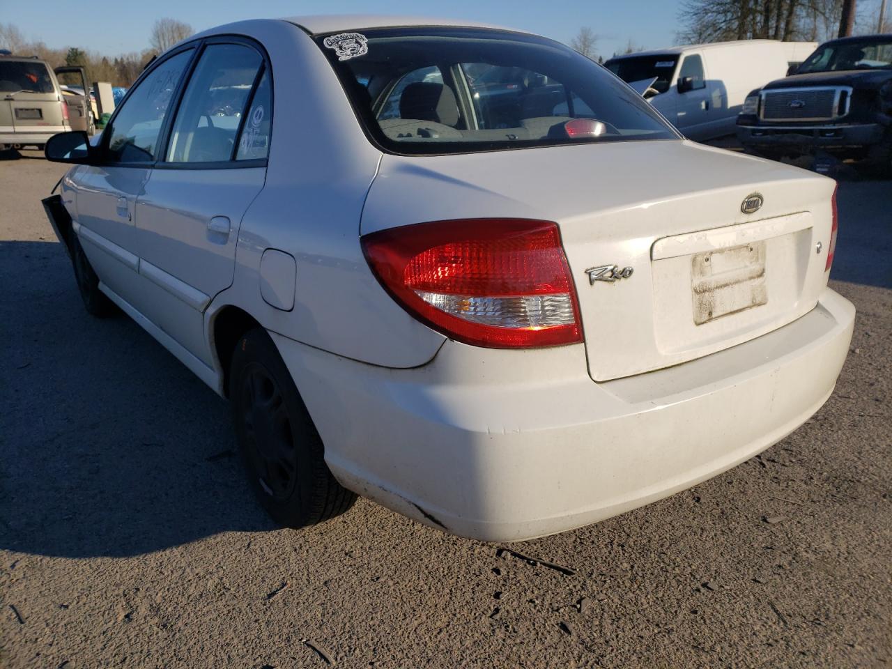 Photo 3 from auction – 2005 KIA RIO with VIN KNADC125056400701