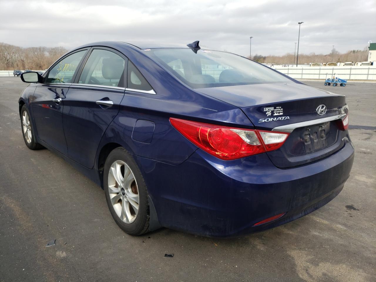 Photo 3 from auction – 2013 HYUNDAI SONATA SE with VIN 5NPEC4AC8DH523661