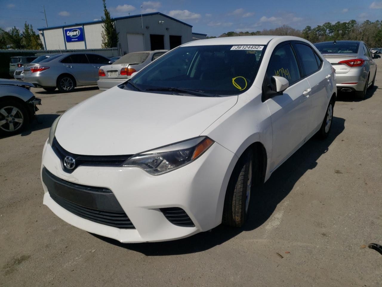 Photo 2 from auction – 2014 TOYOTA COROLLA L with VIN 2T1BURHE8EC190256