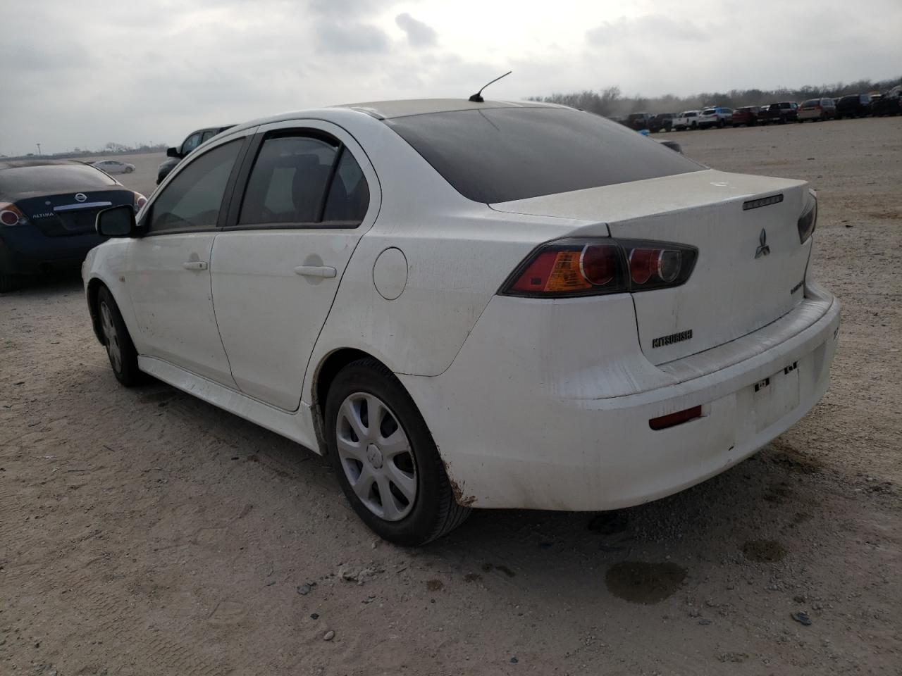 Photo 3 from auction – 2014 MITSUBISHI LANCER ES/ with VIN JA32U2FUXEU005207