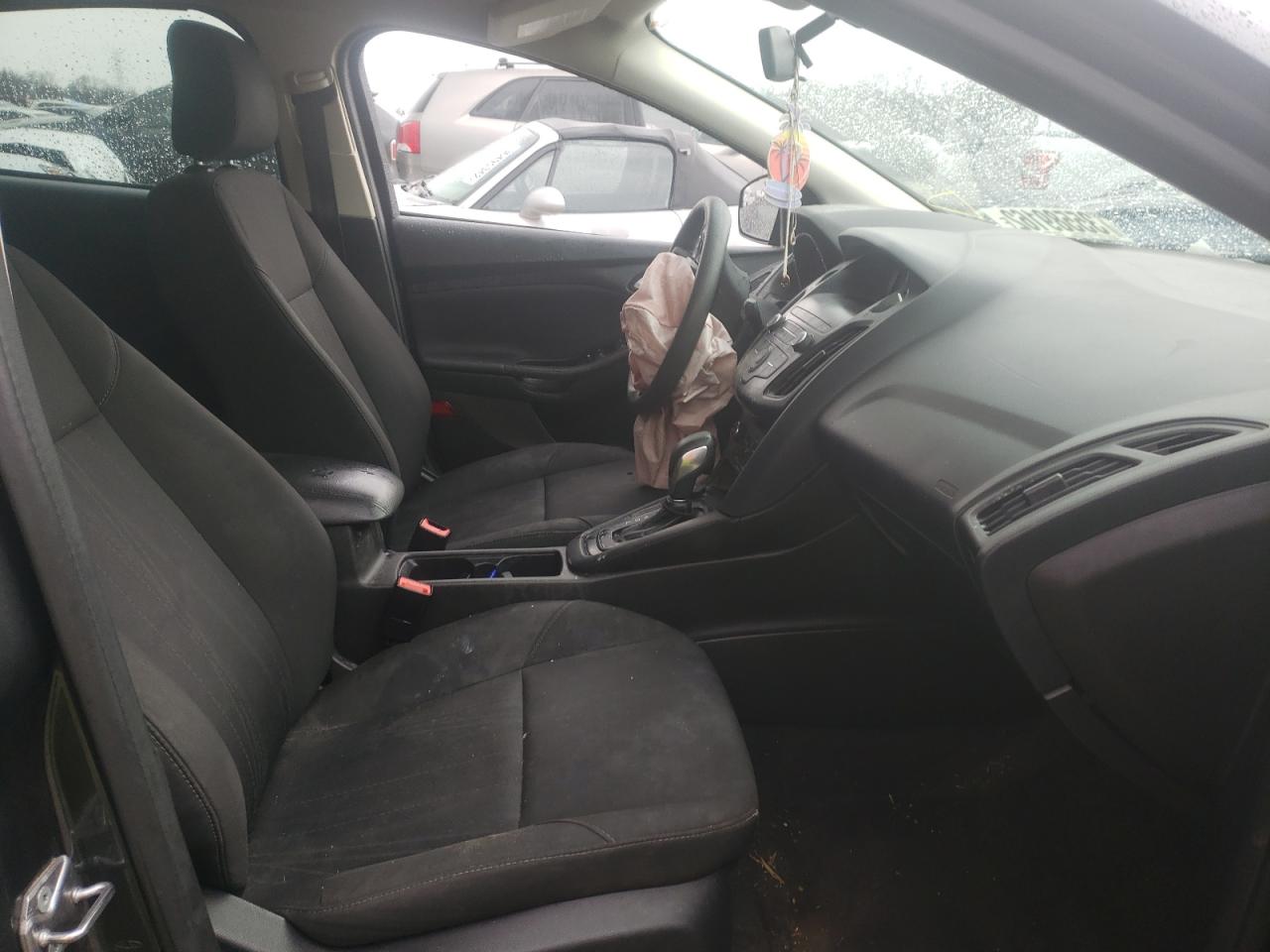 Photo 5 from auction – 2018 FORD FOCUS SE with VIN 1FADP3F26JL308075