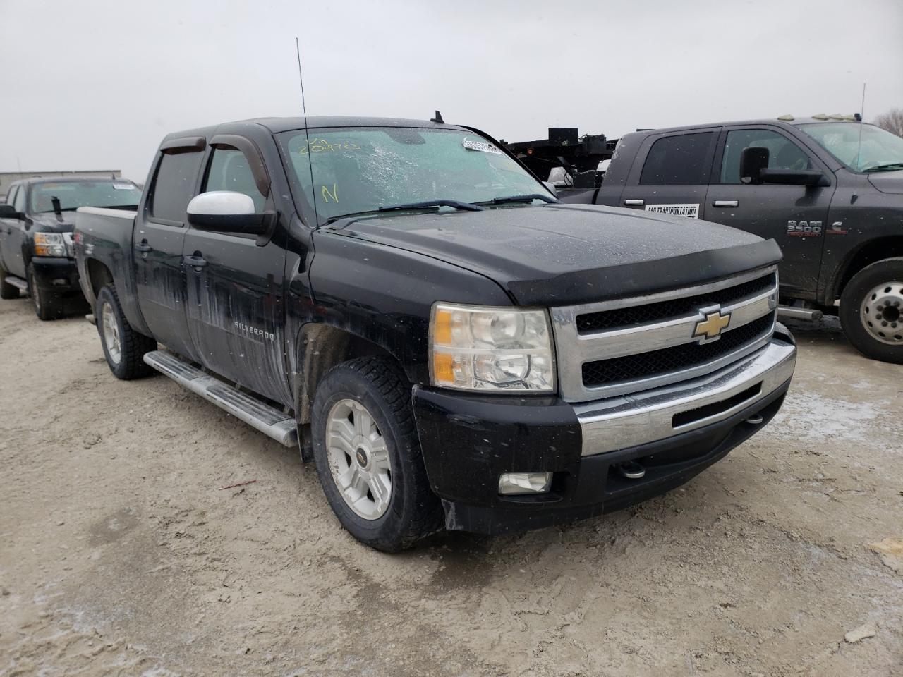 Photo 1 from auction – 2011 CHEVROLET SILVERADO with VIN 3GCPKSE31BG209723