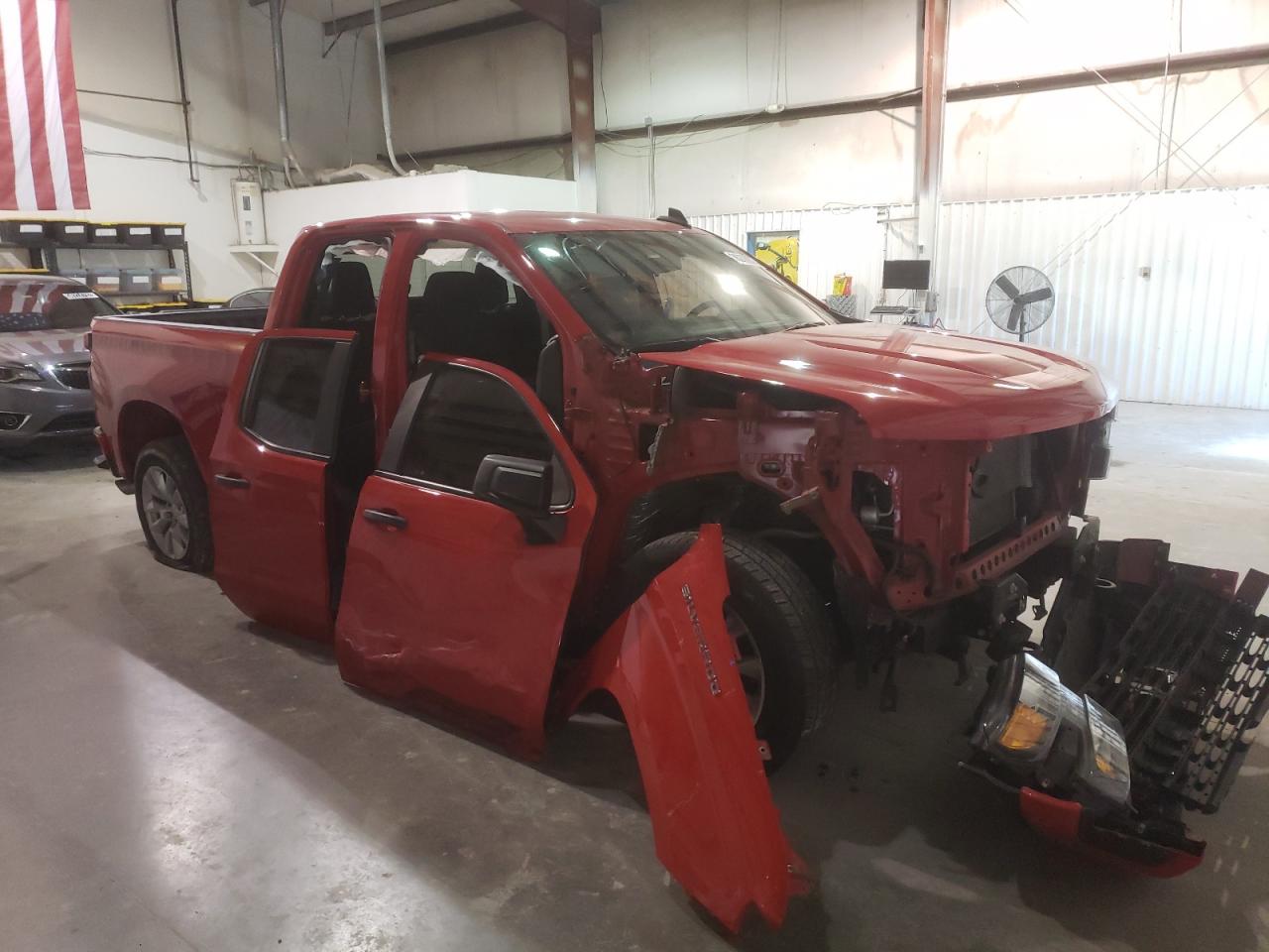 CHEVROLET SILVERADO 2019 with VIN 1GCRWBEH7KZ312251 - Photo from auction
