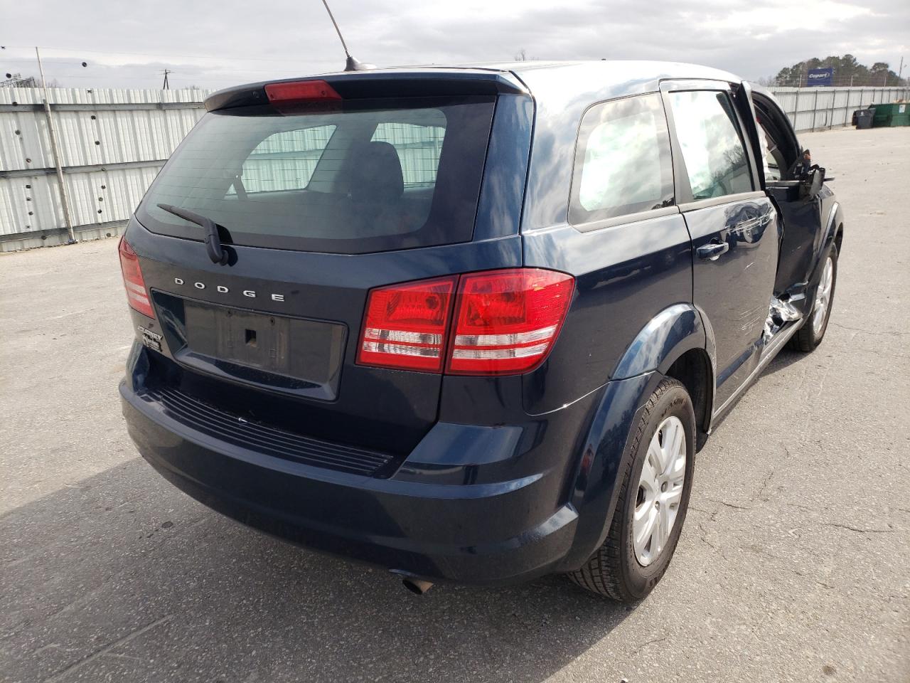 Photo 4 from auction – 2014 DODGE JOURNEY SE with VIN 3C4PDCABXET177654