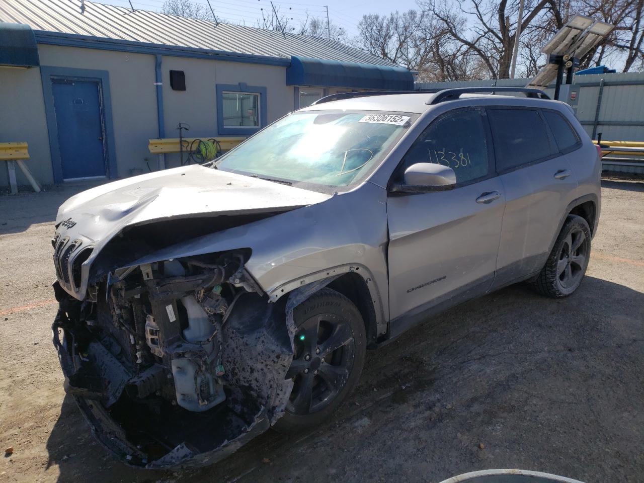 Photo 2 from auction – 2016 JEEP CHEROKEE L with VIN 1C4PJLCB2GW177005