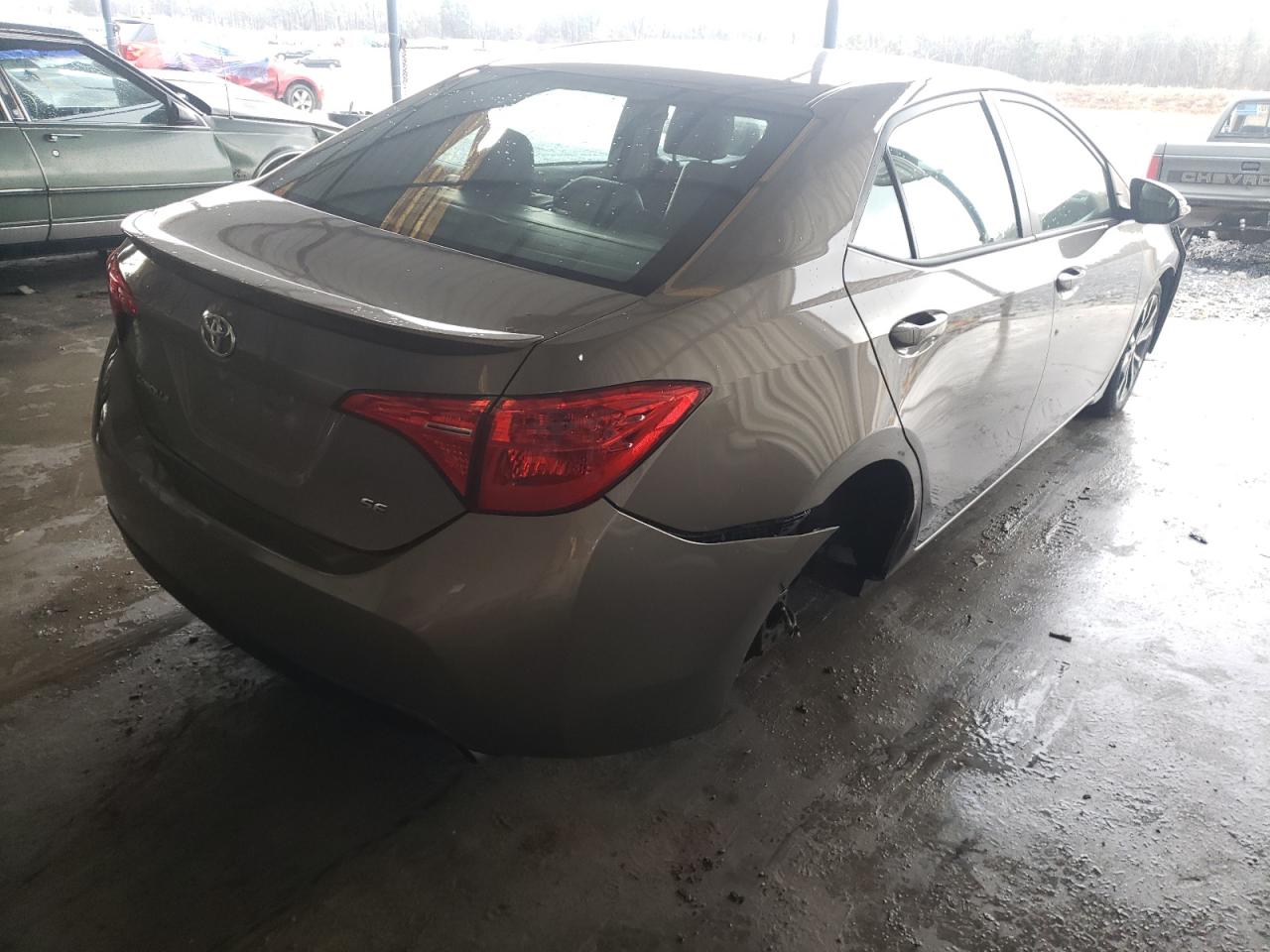 Photo 4 from auction – 2018 TOYOTA COROLLA L with VIN 5YFBURHE8JP805687