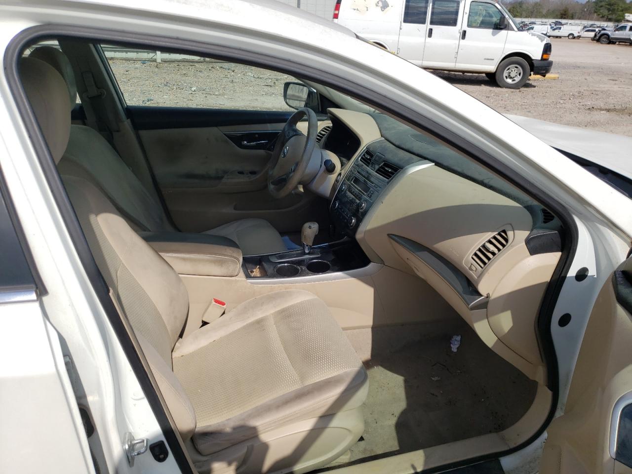 Photo 5 from auction – 2014 NISSAN ALTIMA 2.5 with VIN 1N4AL3AP5EC184761