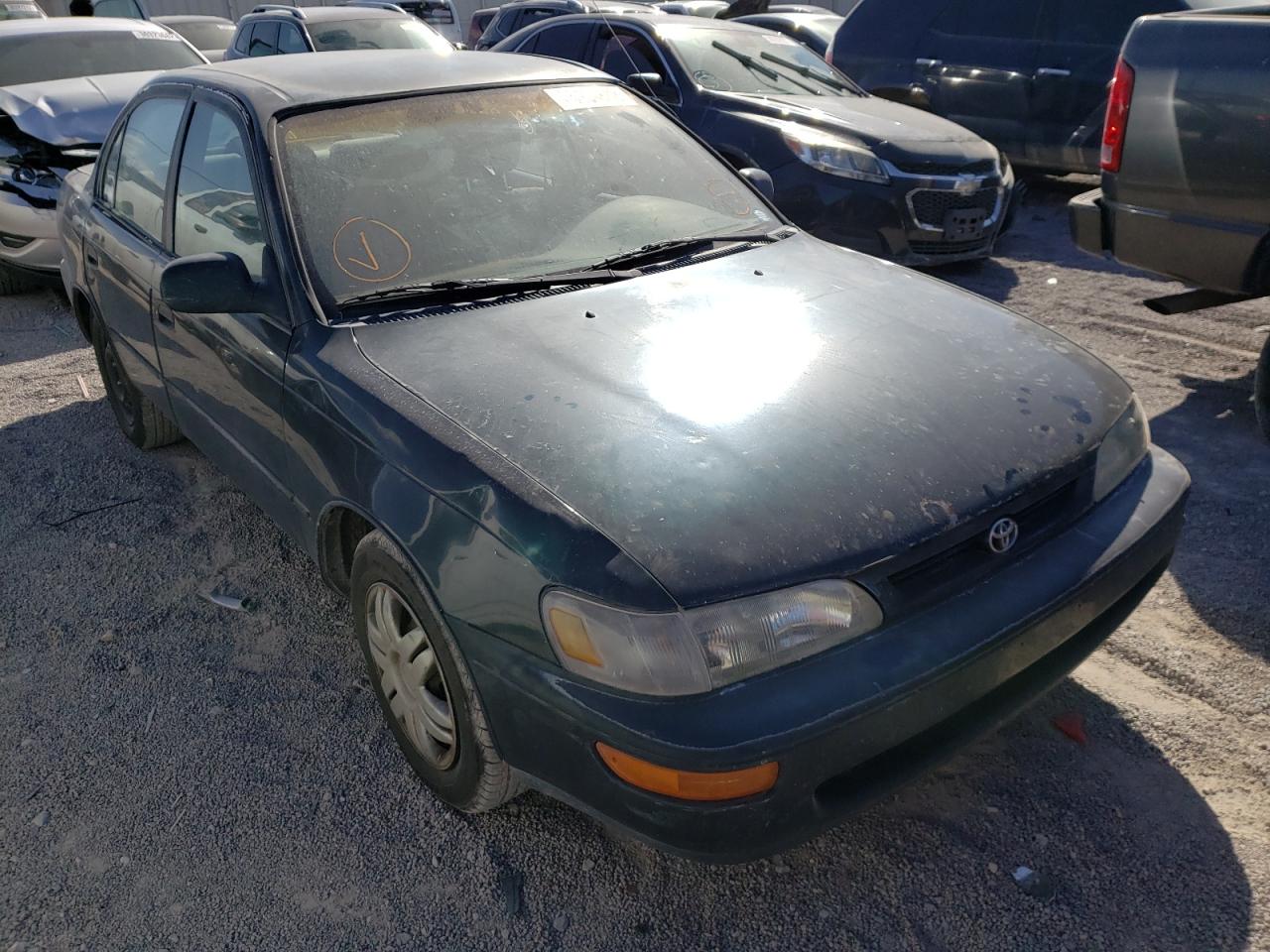 TOYOTA COROLLA DX 1996 with VIN 1NXBB02E3TZ366698 - Photo from auction