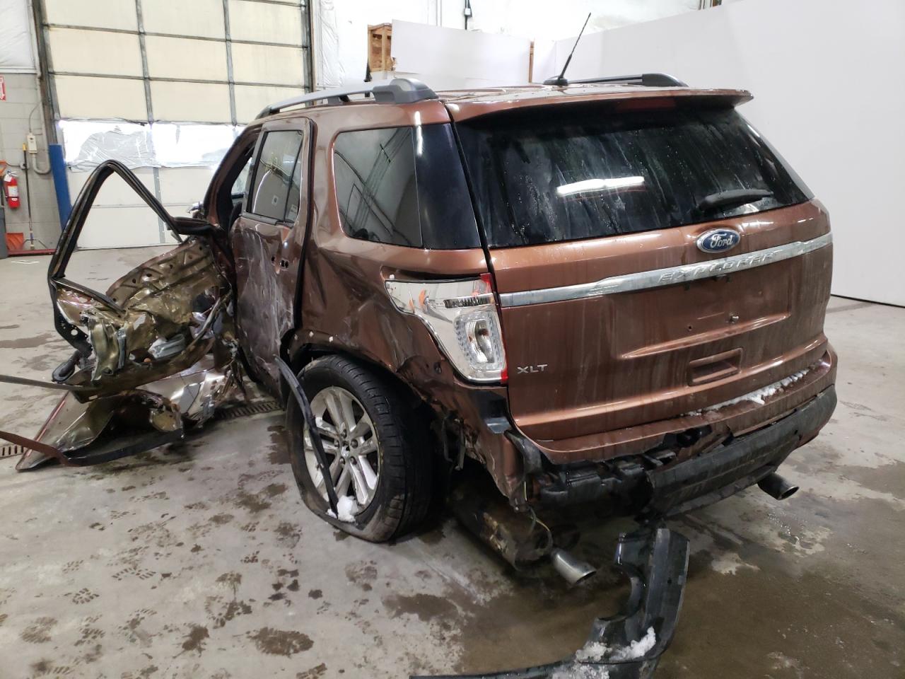 Photo 3 from auction – 2011 FORD EXPLORER X with VIN 1FMHK7D8XBGA82752