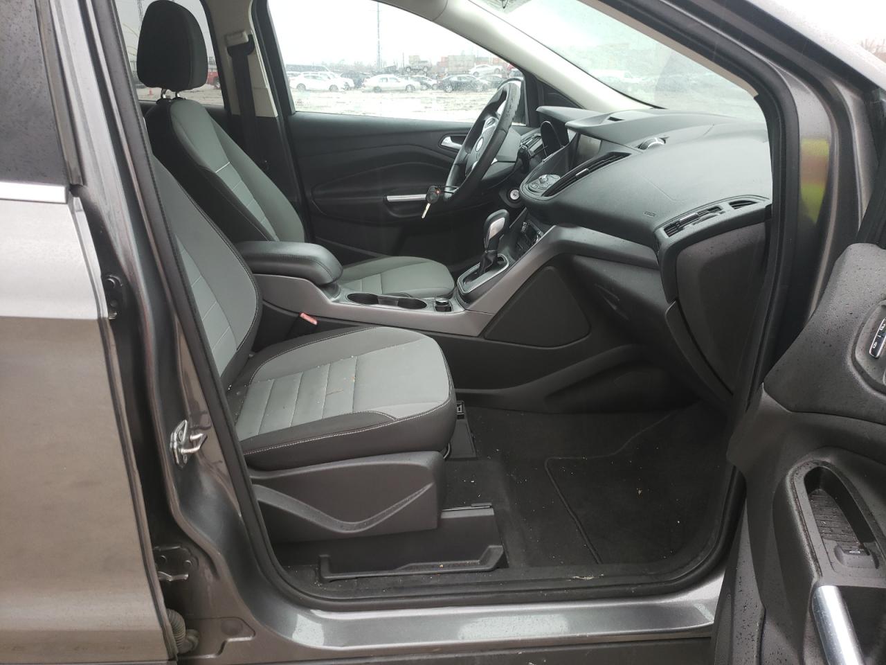 Photo 5 from auction – 2013 FORD ESCAPE SE with VIN 1FMCU0GX2DUC31903
