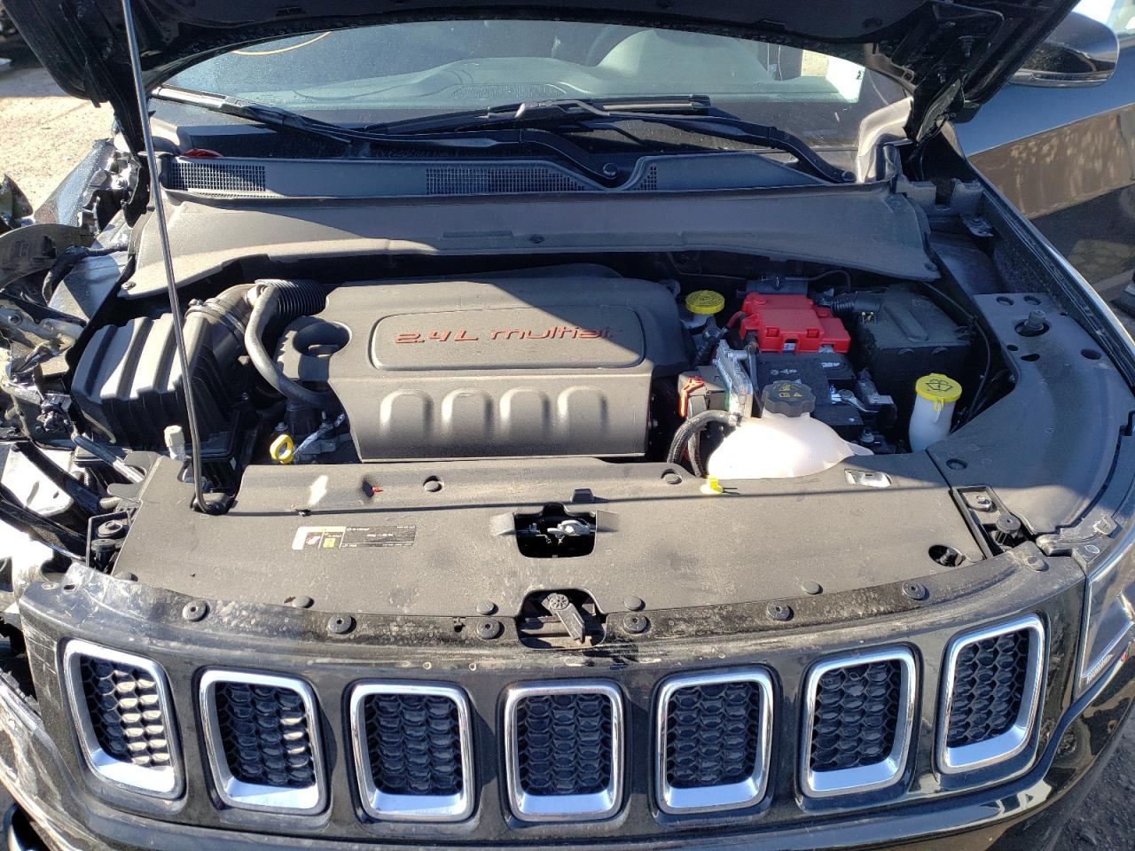 Photo 7 from auction – 2021 JEEP COMPASS LI with VIN 3C4NJDCB7MT575650